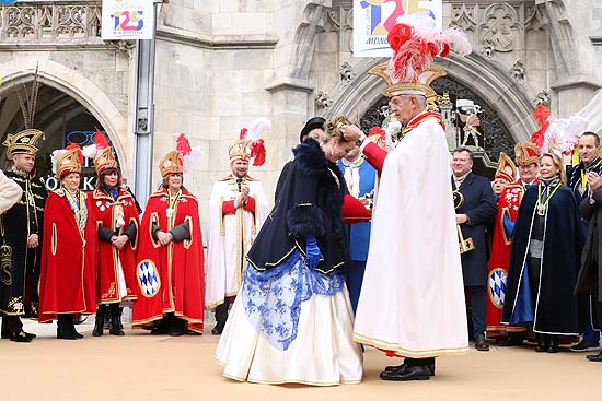 Krönung Prinzessin „Janina I. – die rheinisch-bayerische Frohnatur @ Marienplatz am 12.01.2018 (©Foto. Martin Schmitz)